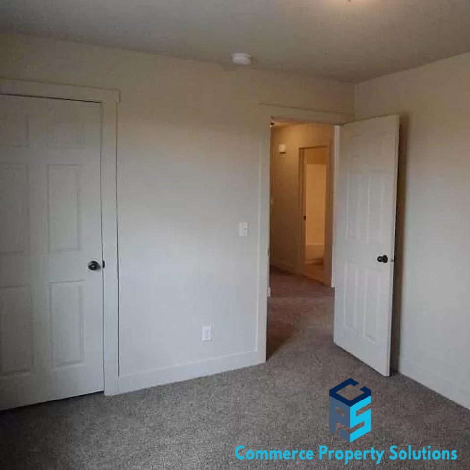 Johnson9 - Photo 3 of 6