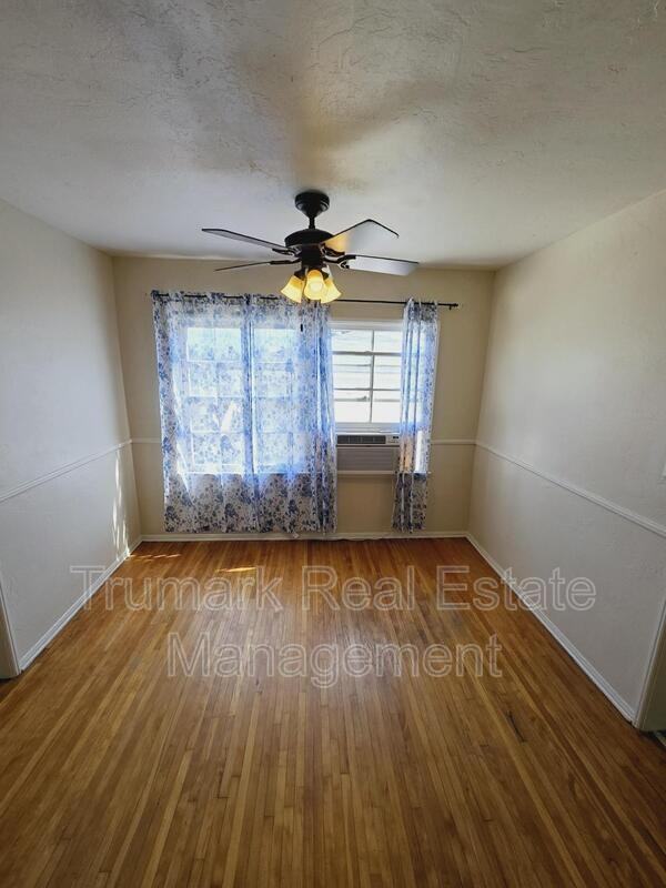 3737 Los Feliz Boulevard #12 - Photo 6 of 16