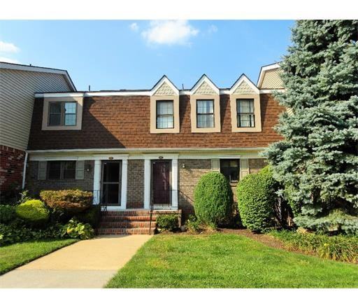 60 Parsler Pl - Photo 2 of 21