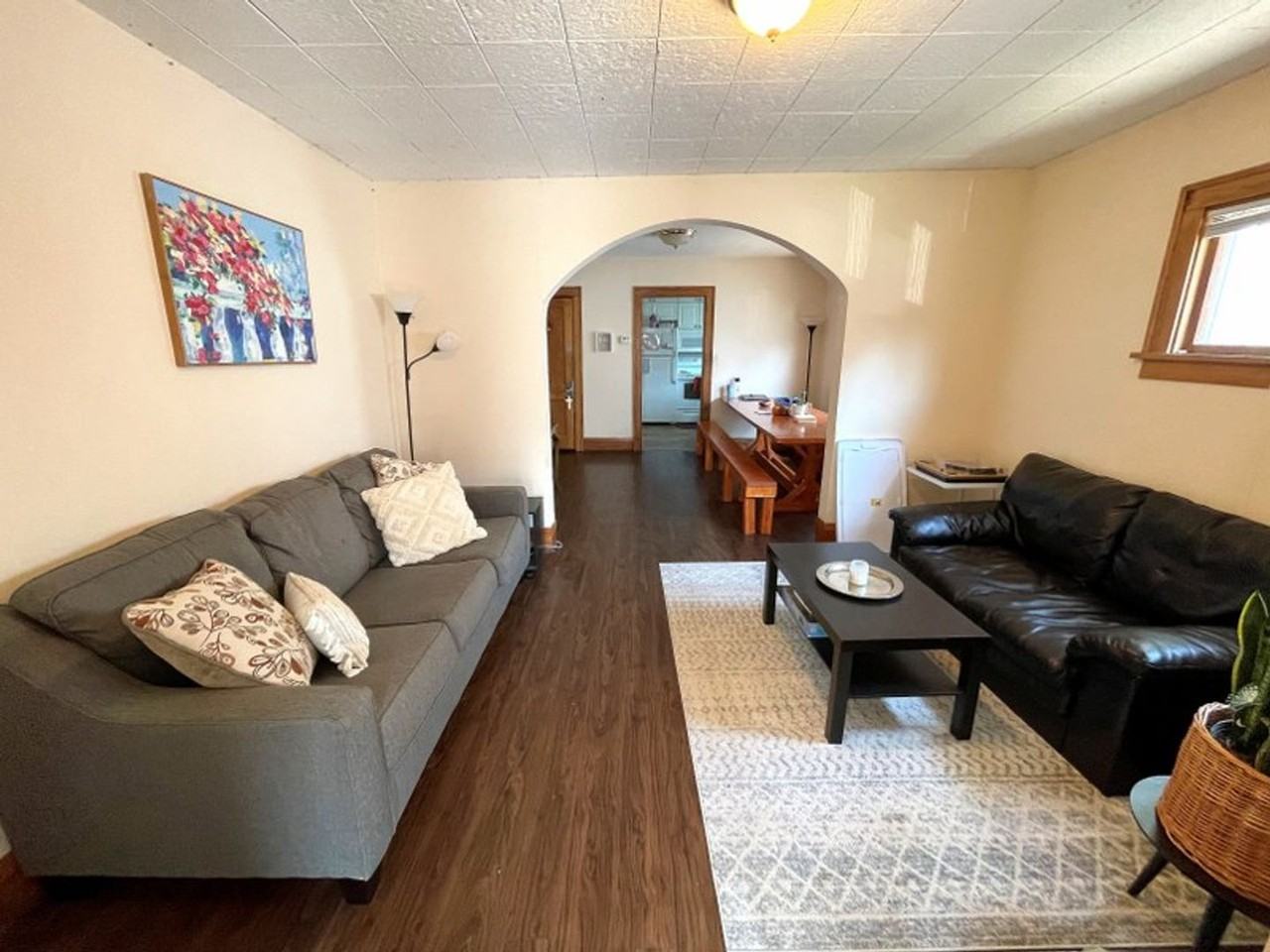 1128 Bowen Ct - Photo 5 of 50