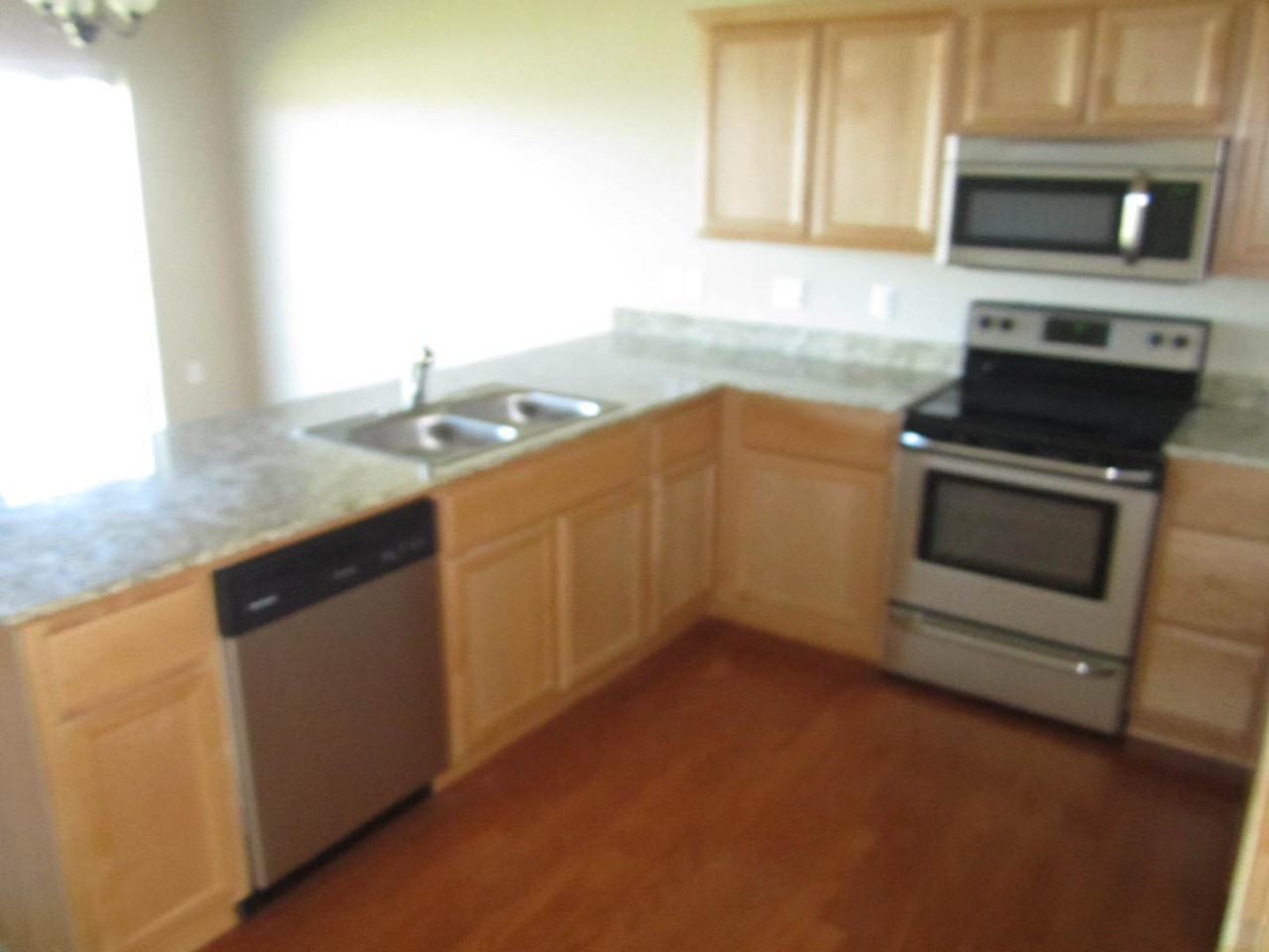 230 Cherry Bark Ln - Photo 4 of 6