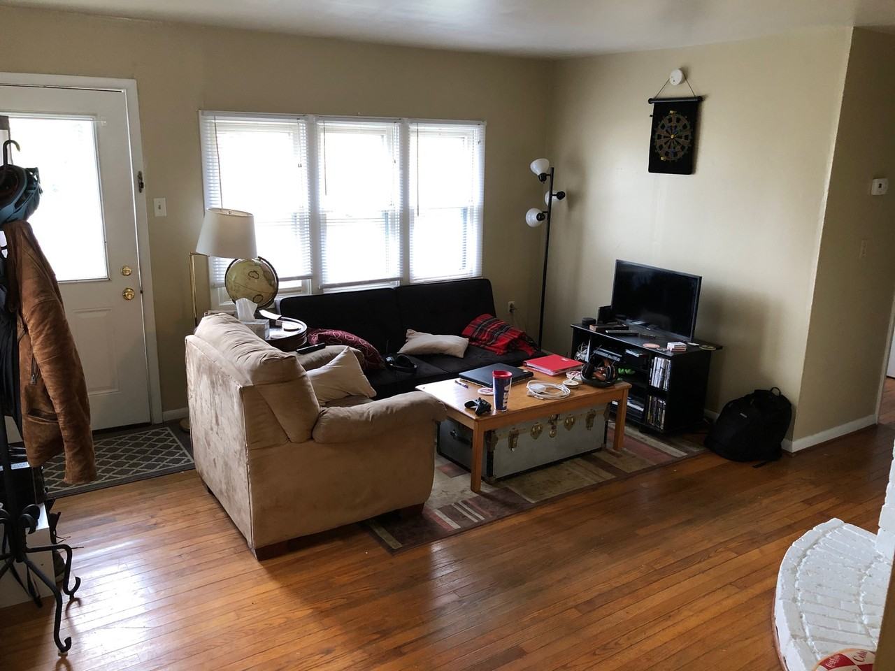 405 N Hillsdale Dr - Photo 6 of 11