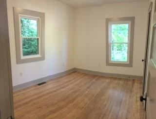 549 S Washington St - Photo 6 of 14