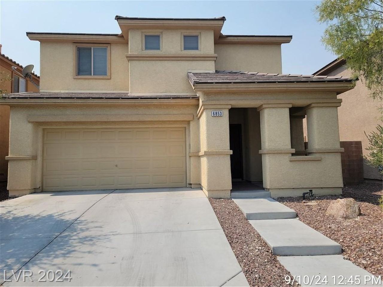 6853 Feral Dove St - Photo 2 of 32