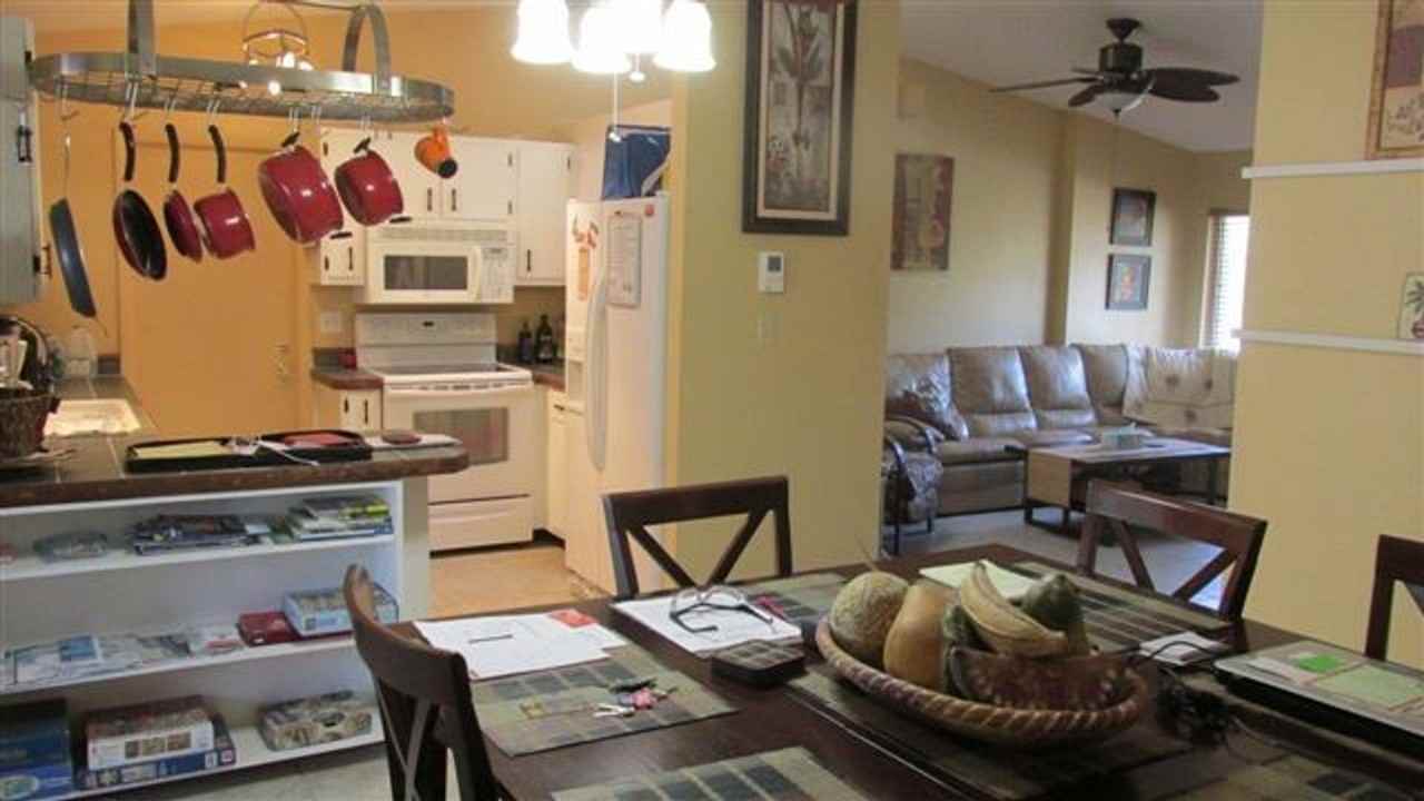 313 Hinton Street - Photo 7 of 28