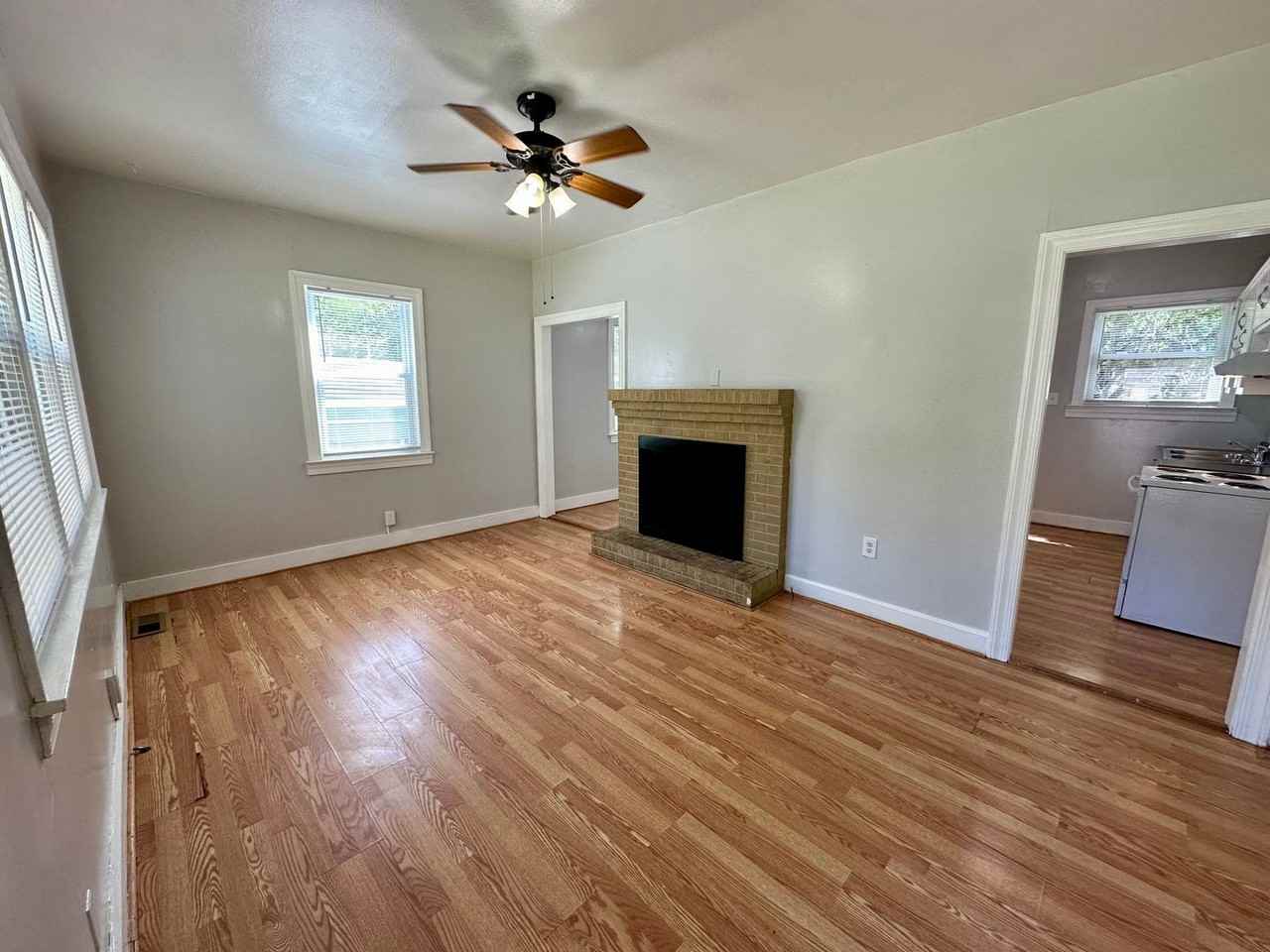 258 Samford Street - Photo 2 of 12