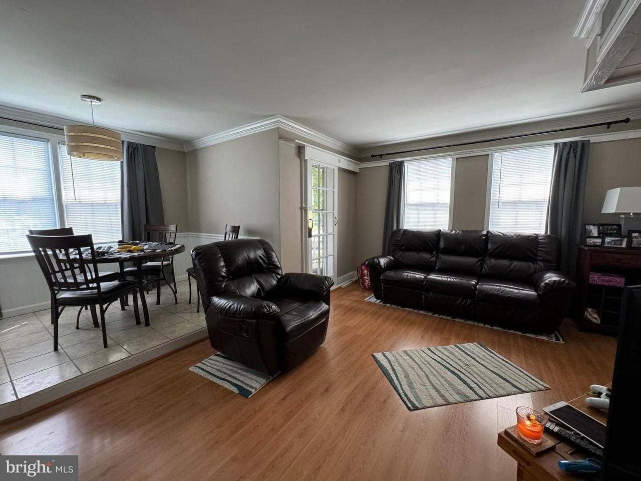 6609 Potomac Ave - Photo 3 of 18