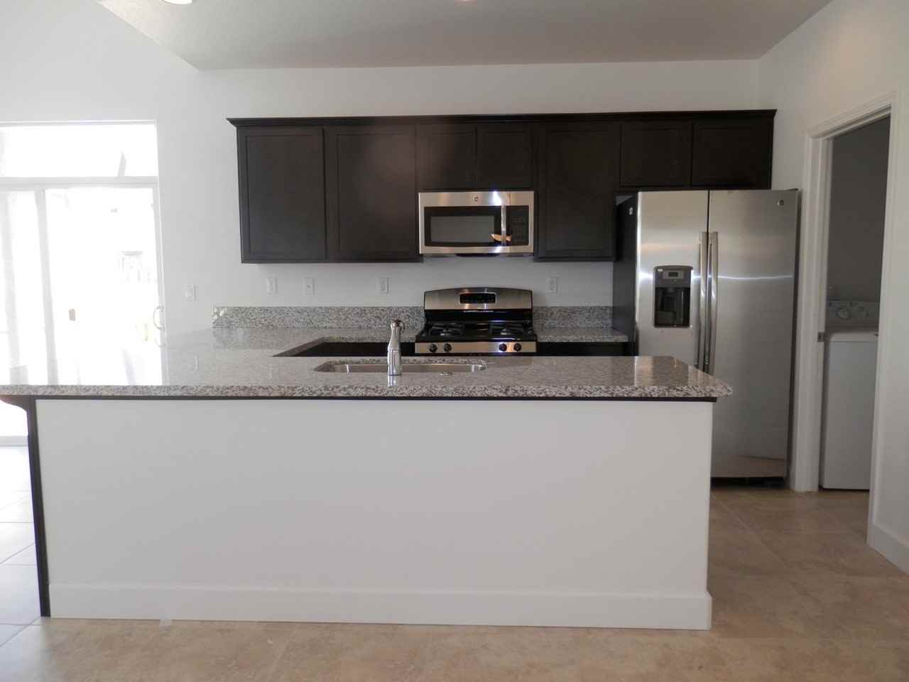 933 Floral Ridge Way - Photo 5 of 23