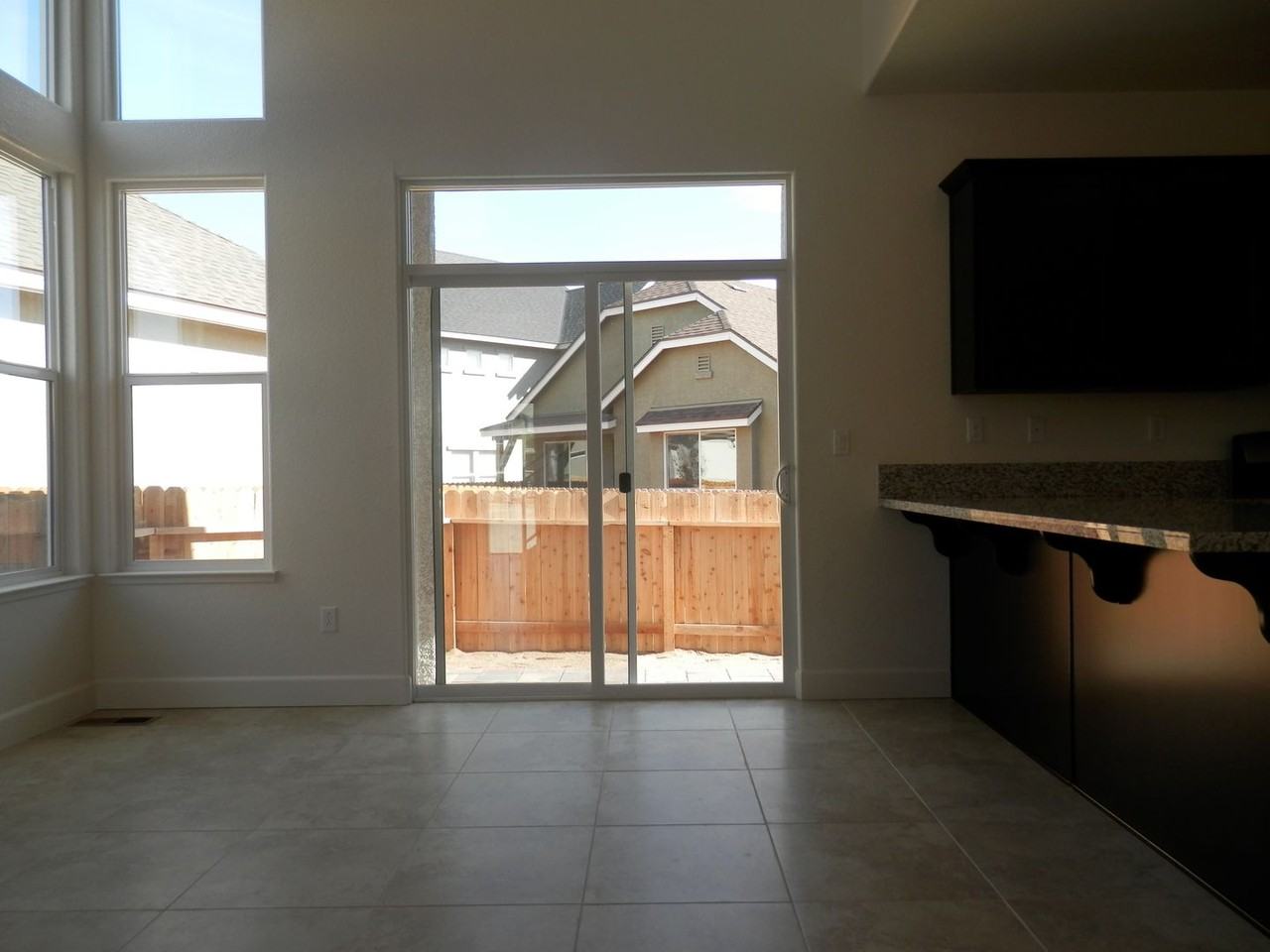 933 Floral Ridge Way - Photo 6 of 23