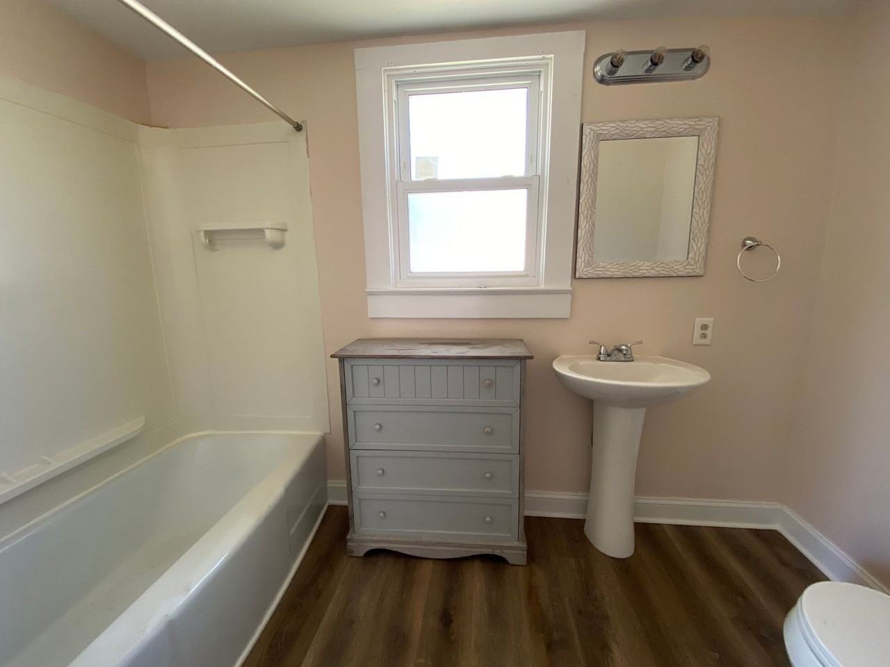 130 Oak St - Photo 7 of 23