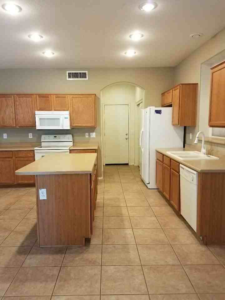 21140 E Calle De Flores - Photo 5 of 29