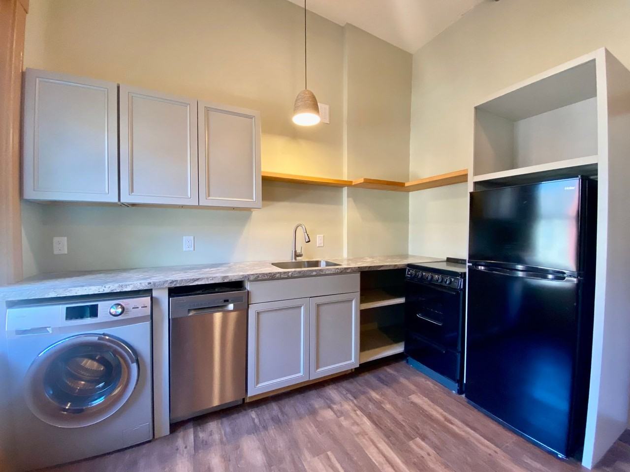 45 S Lime St - Photo 2 of 8