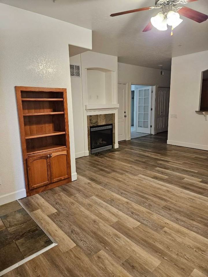 4101 Crittenton Ln #202 - Photo 7 of 19