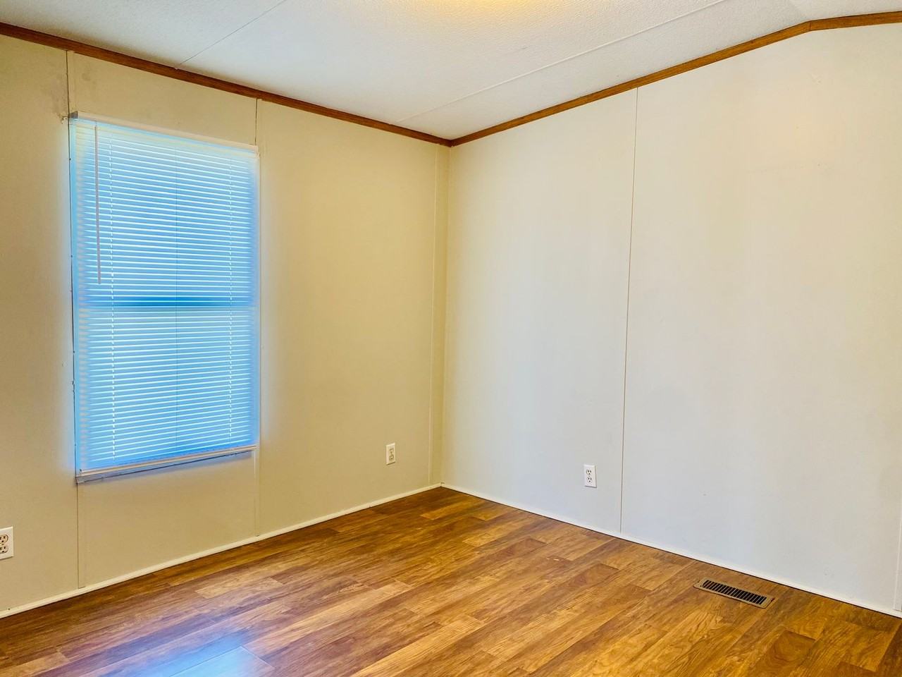 277 Gulino St - Photo 6 of 6