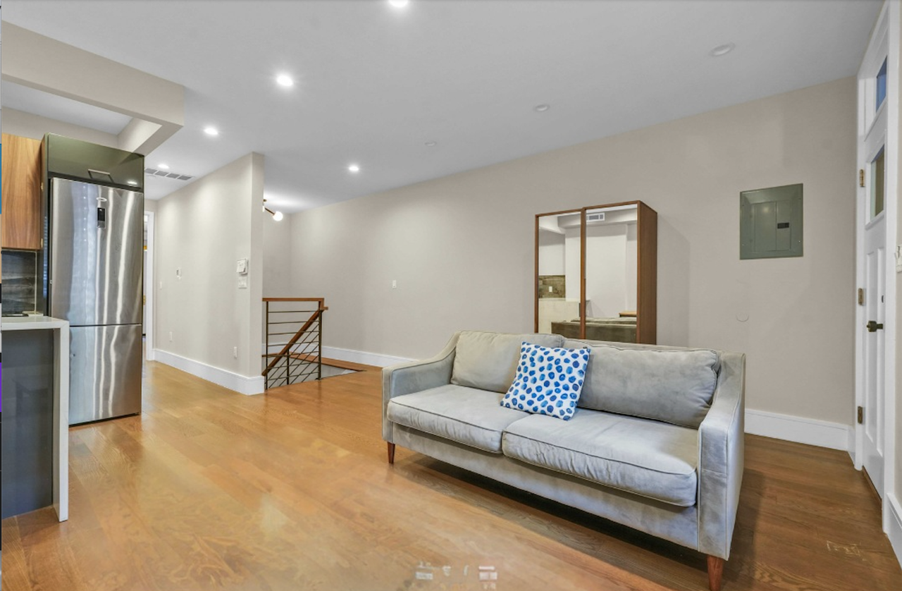 312 Clifton Pl - Photo 3 of 30