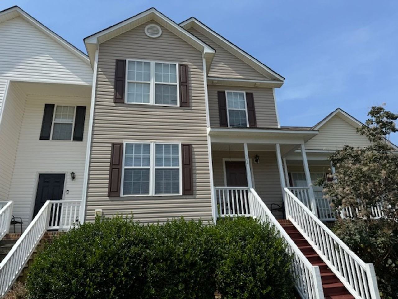 104 Piccadilly Ct - Photo 2 of 23