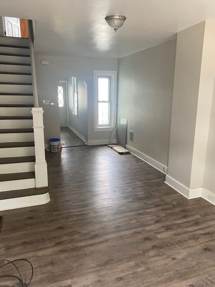 556 South 18 1/2 Street - Photo 3 of 6