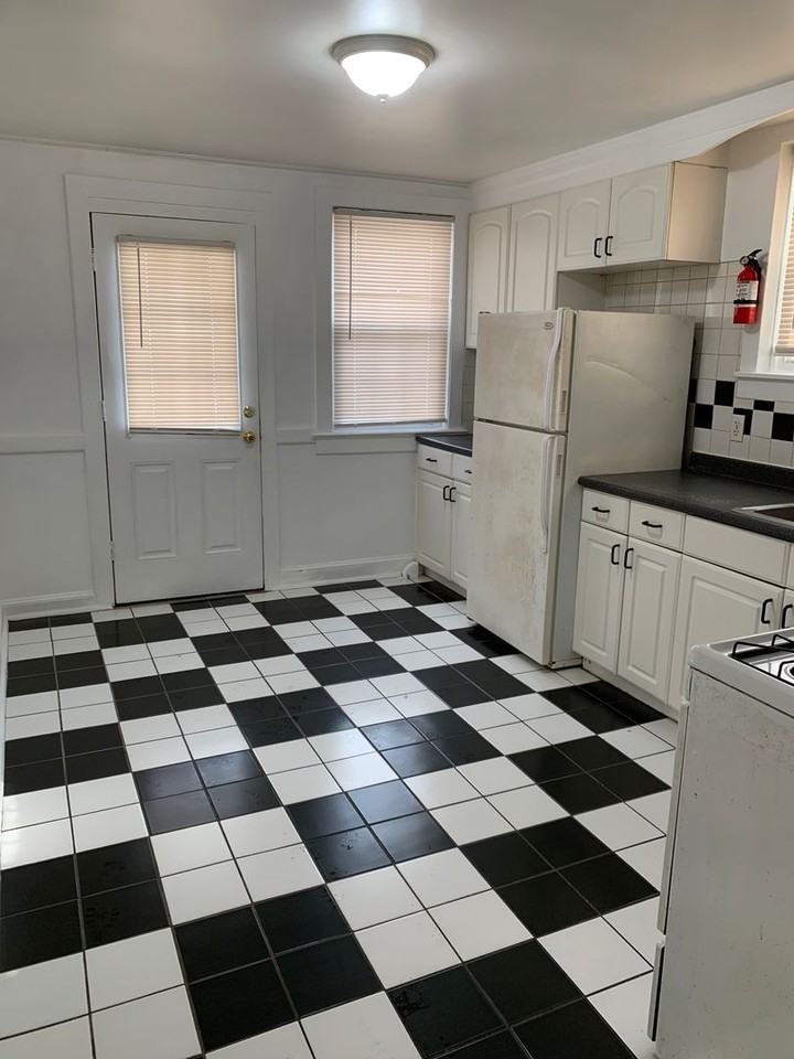 40 North Clover Street - Photo 2 of 13