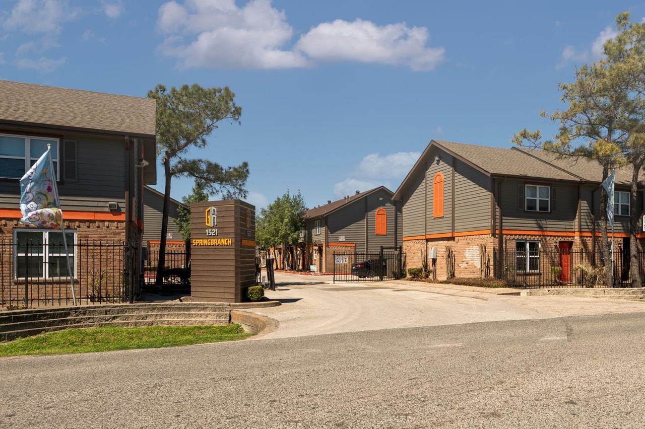 Gia @ Spring Branch - Photo 6 of 50