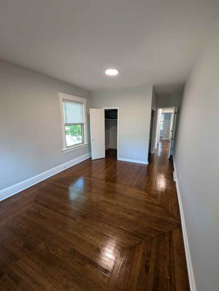 3811 Spencer Ave - Photo 4 of 19