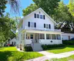 featured image of 1715 Jefferson St #1