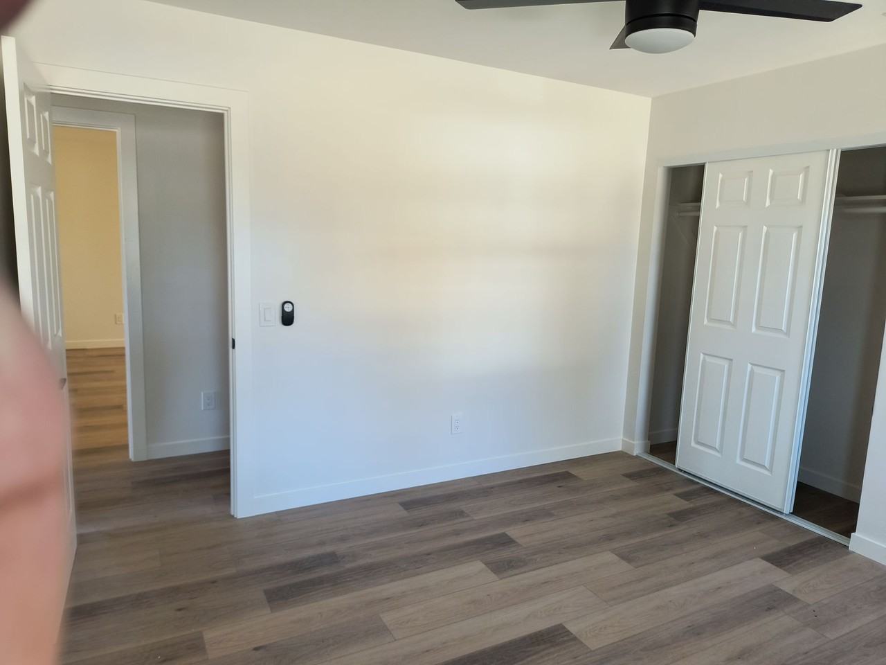 2201-2205 E 24th St - Photo 2 of 10