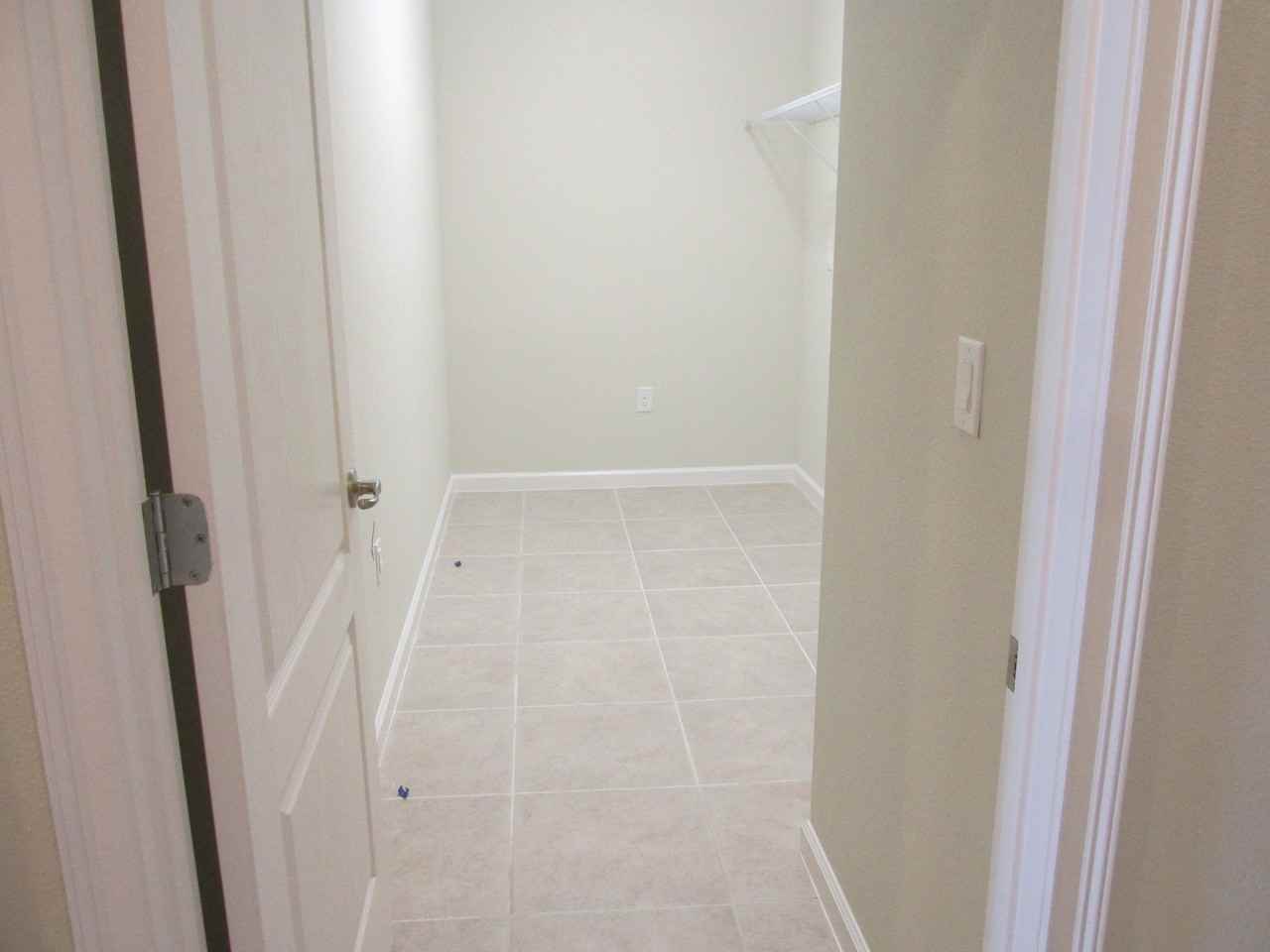 2404 Sabastian St - Photo 7 of 15
