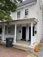 featured image of 14 S Plum St
