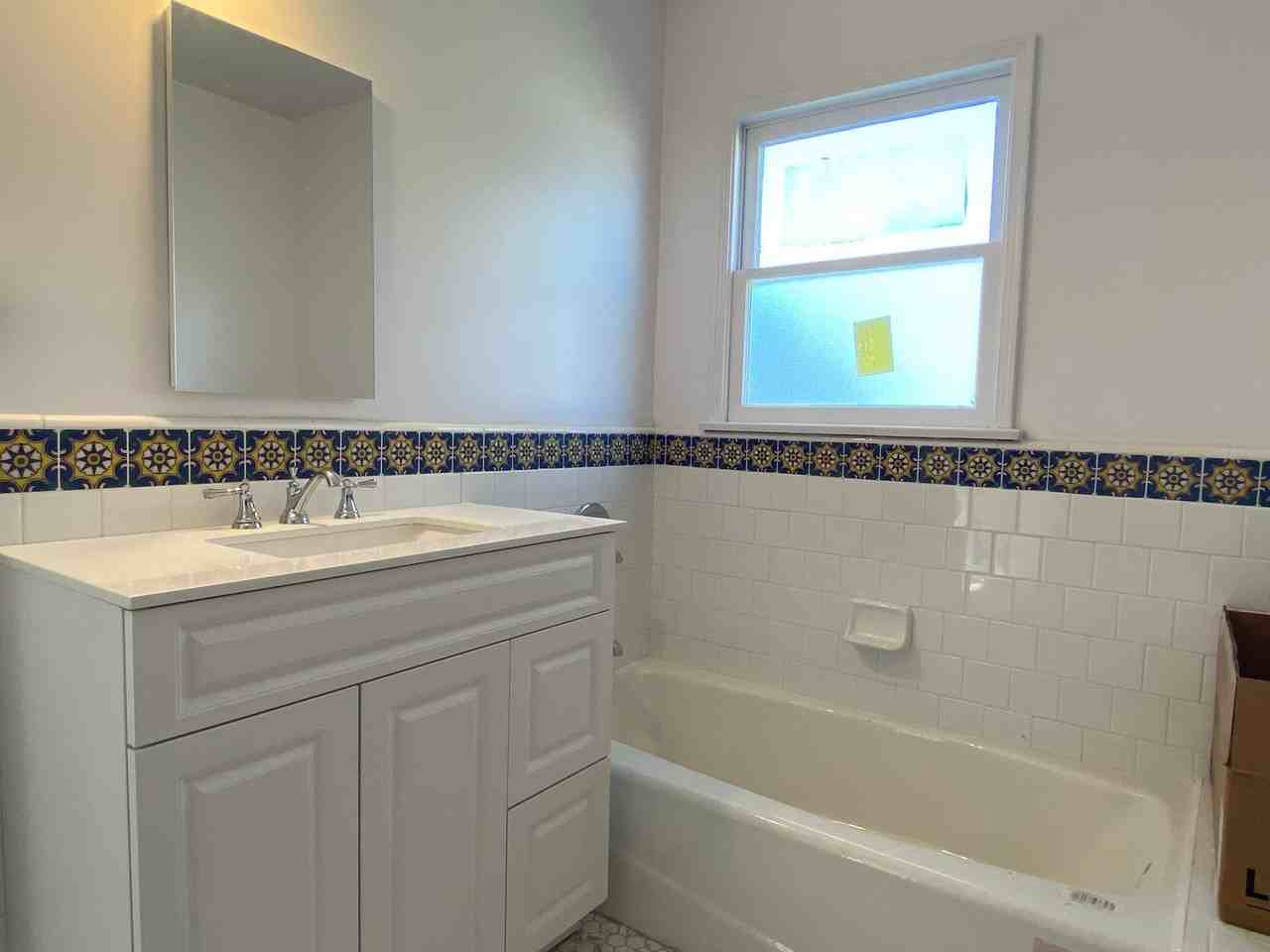 3249 Magnolia Ave - Photo 2 of 3