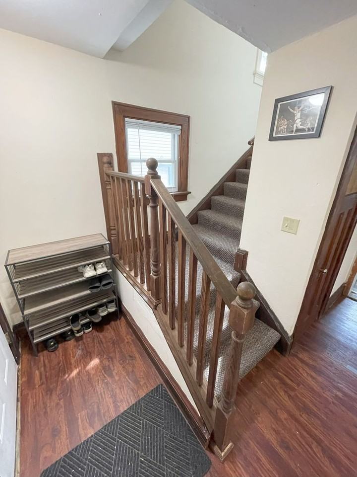 1225 Milton St - Photo 4 of 40