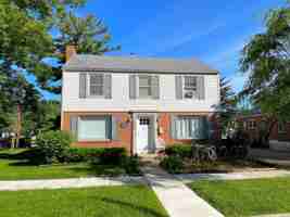 featured image of 1544 Adams St