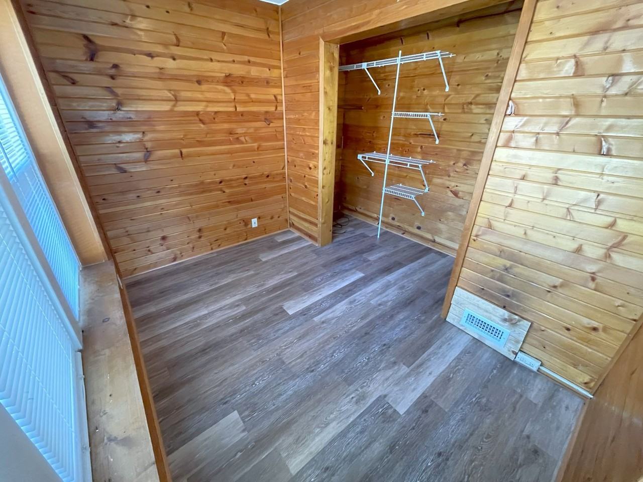 1511 Madison St - Photo 6 of 33