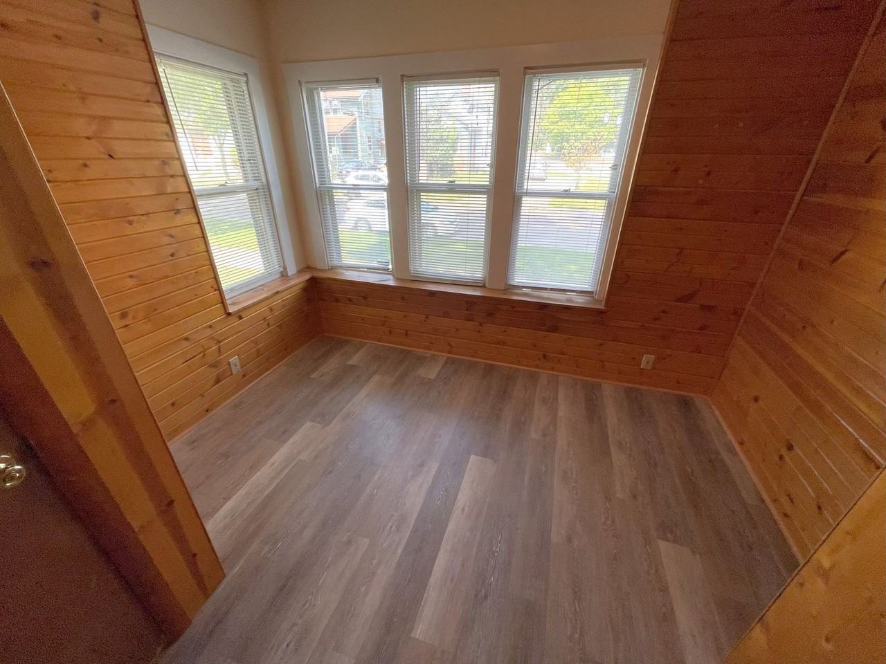1511 Madison St - Photo 7 of 33