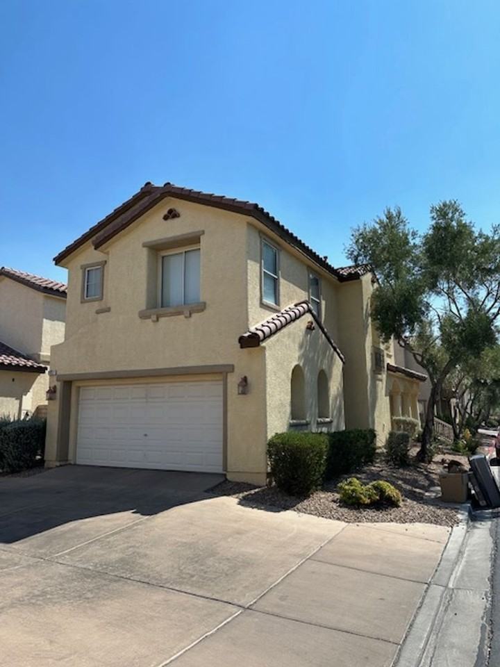 11937 Kingfisher Daisy Ct - Photo 2 of 32