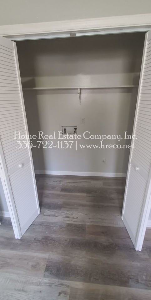509 Corona St - Photo 5 of 11
