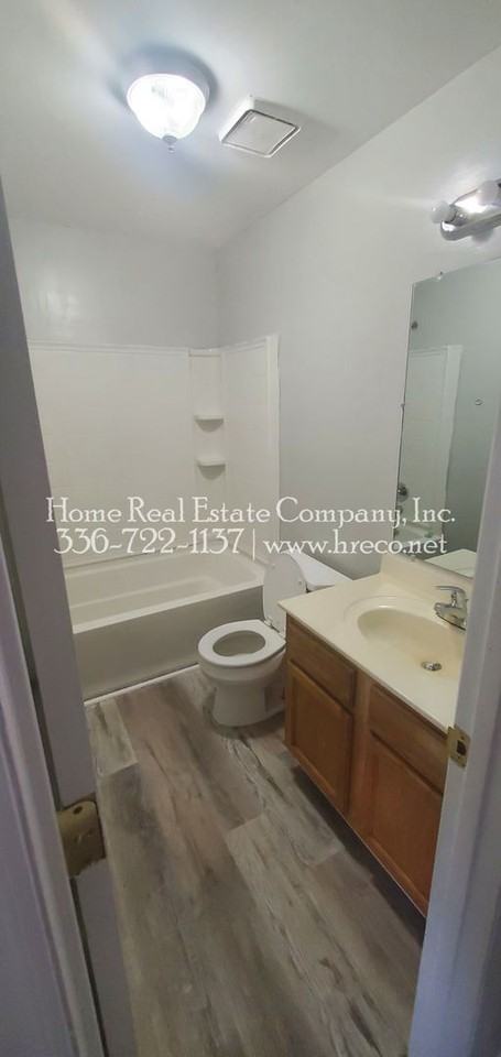 509 Corona St - Photo 6 of 11
