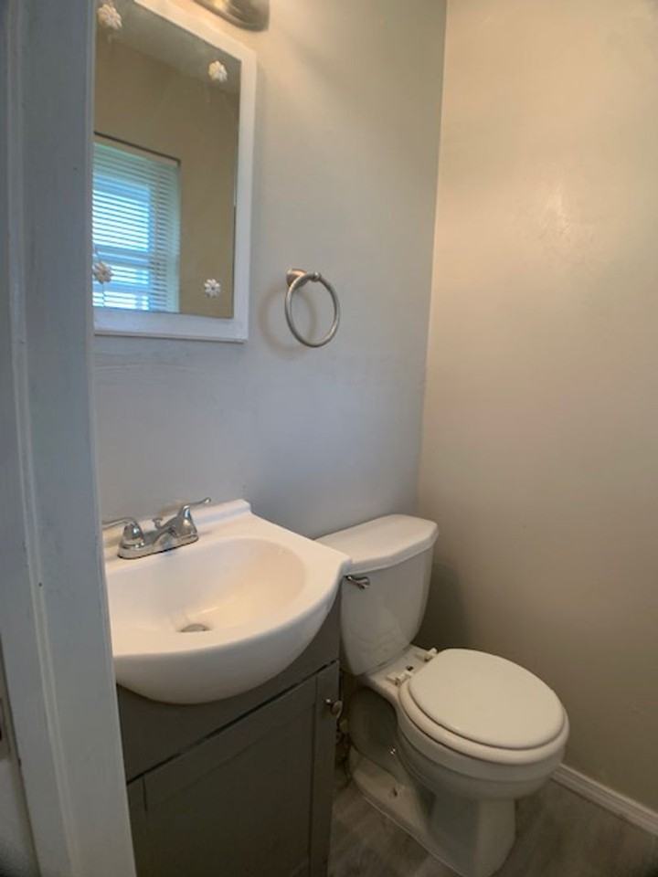 6812 S Land Ave - Photo 6 of 27