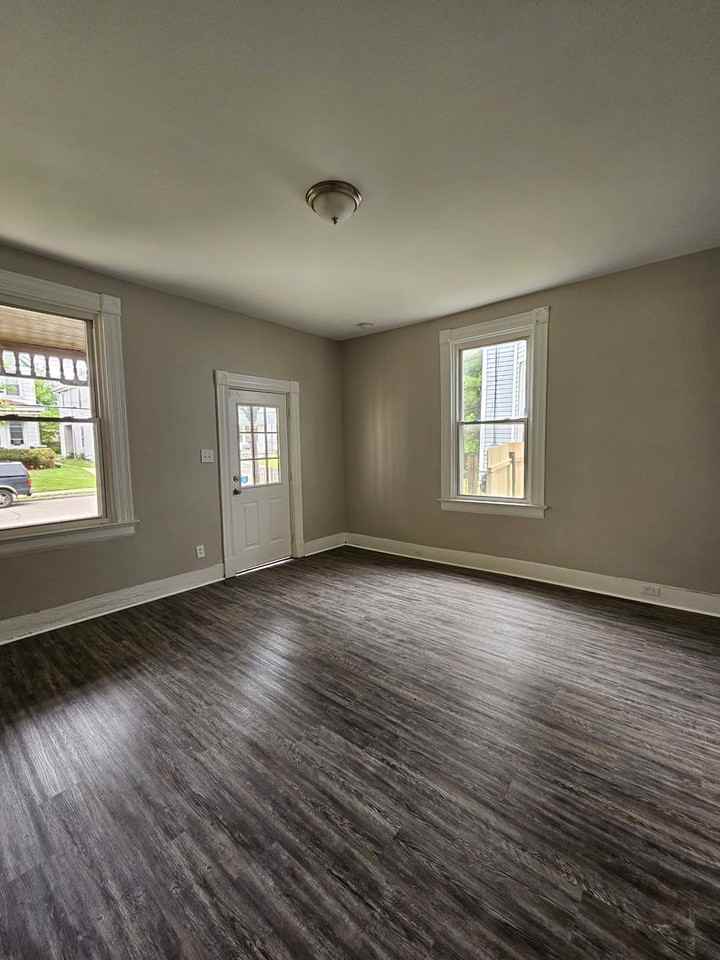 508 Lombardy St - Photo 2 of 19