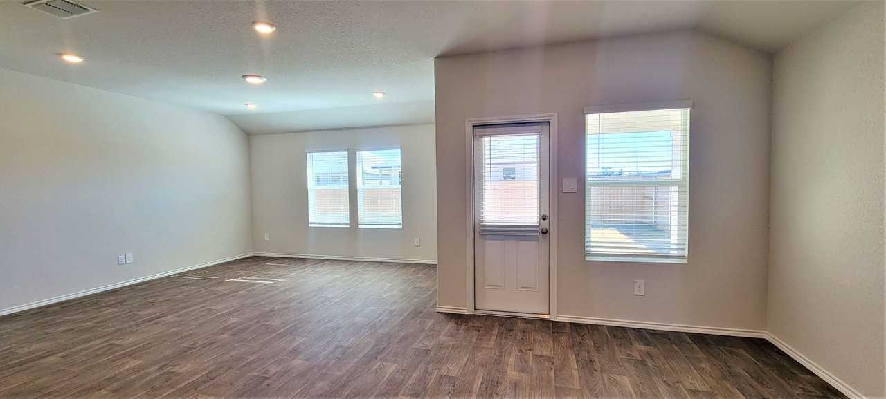 800 Nodding Nixie - Photo 6 of 23