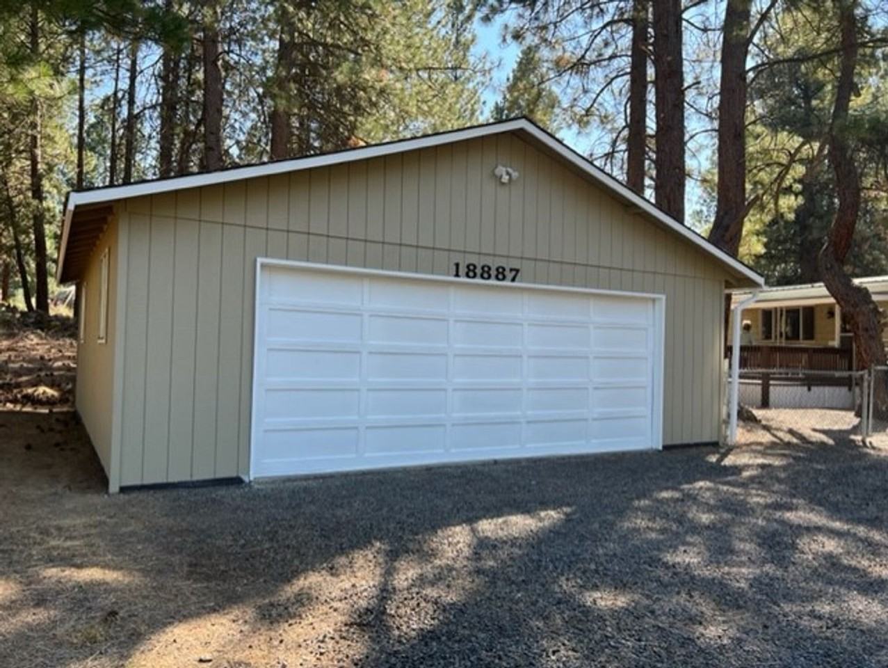 18887 Shoshone Rd - Photo 4 of 22