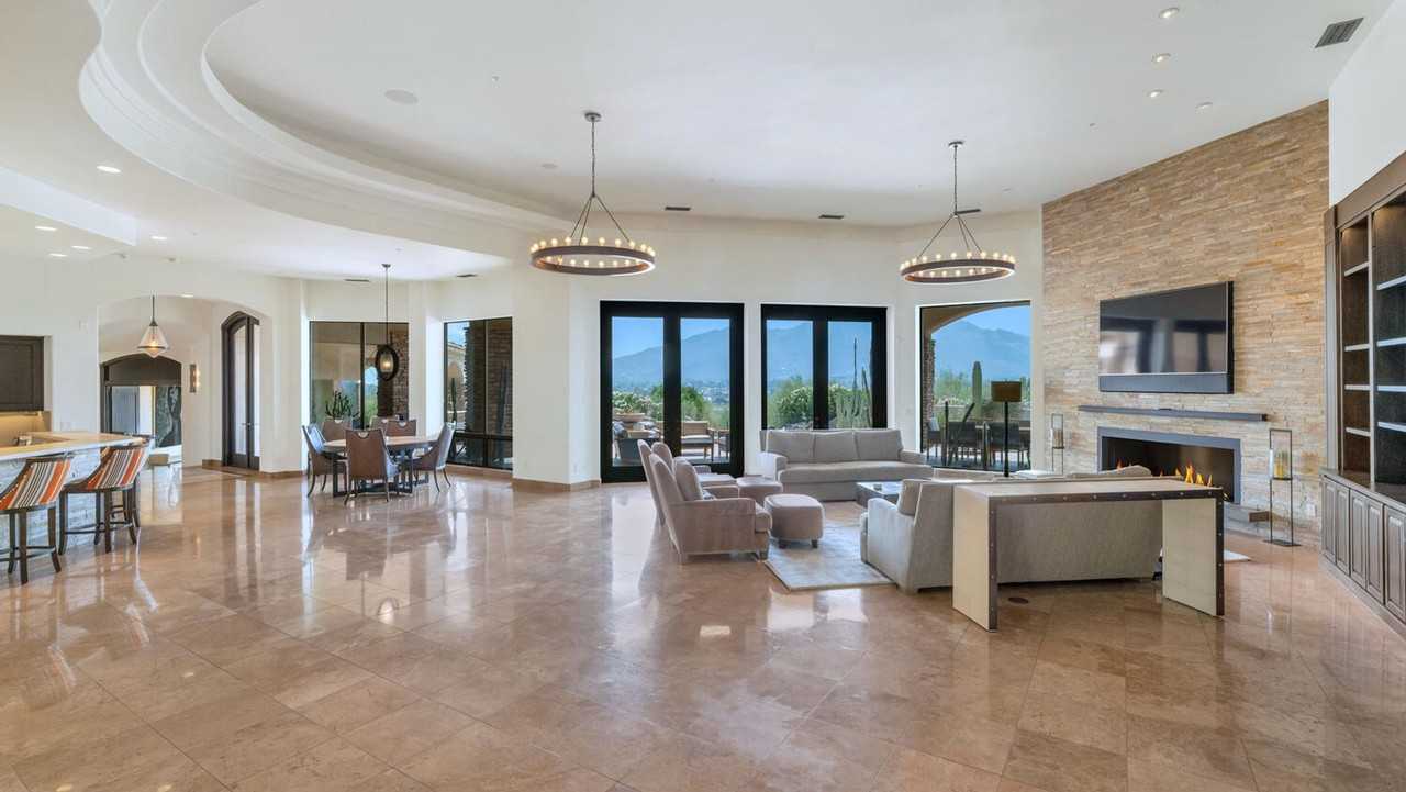 6207 E Indian Bend Rd - Photo 5 of 36