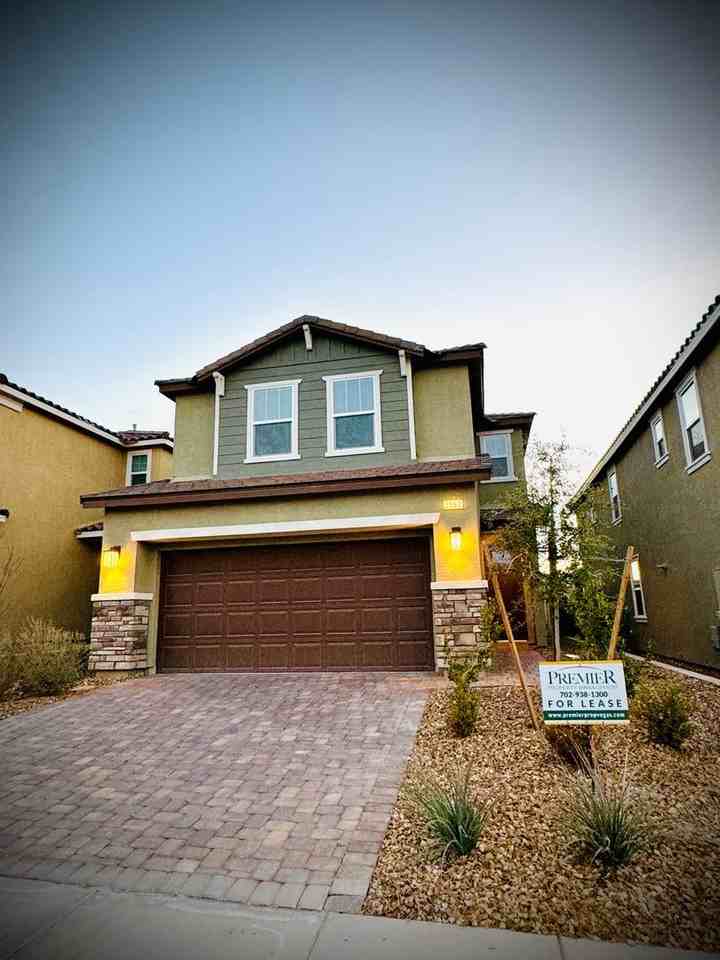 2563 Boboviste St - Photo 2 of 44