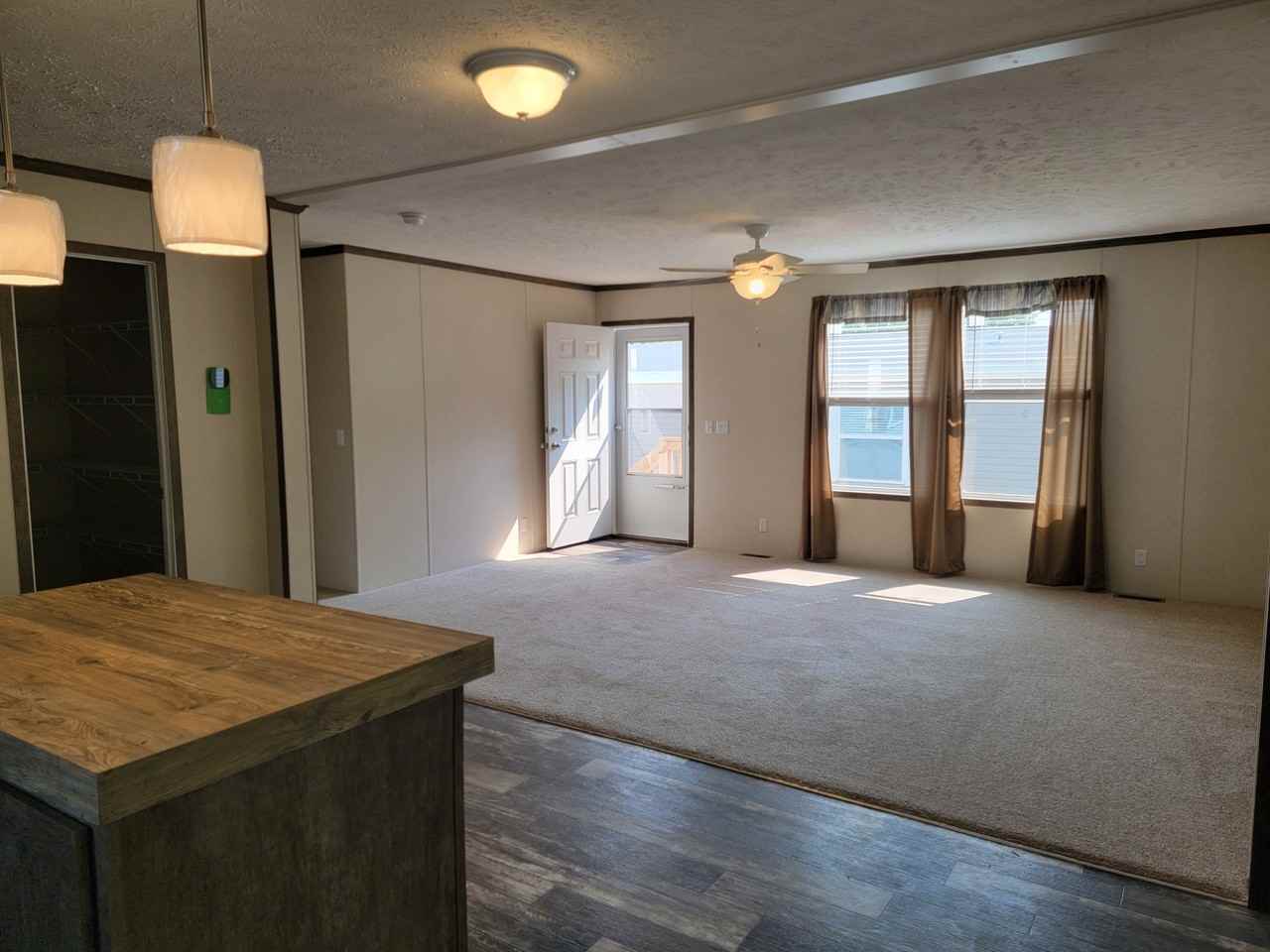 148 Apollo Ave #148 - Photo 3 of 6