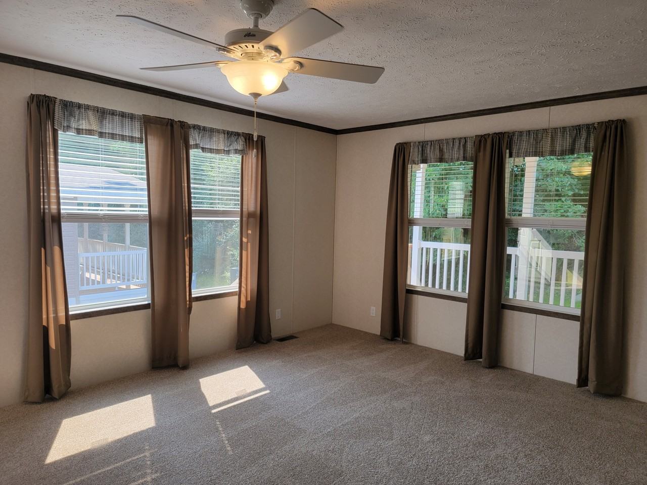 148 Apollo Ave #148 - Photo 4 of 6