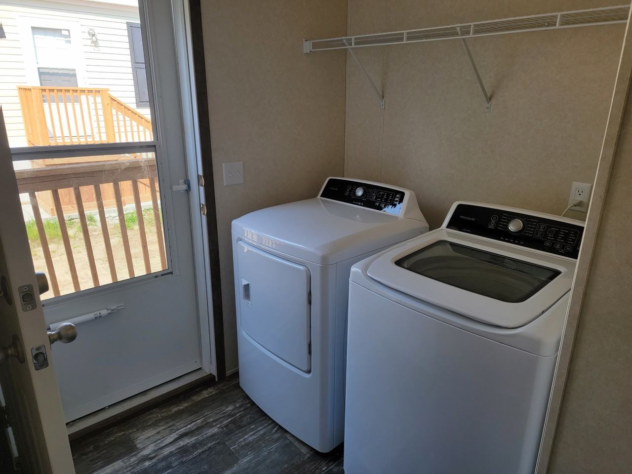 148 Apollo Ave #148 - Photo 6 of 6