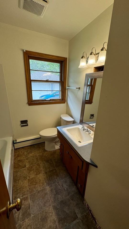 1230 10th St N - Photo 5 of 21