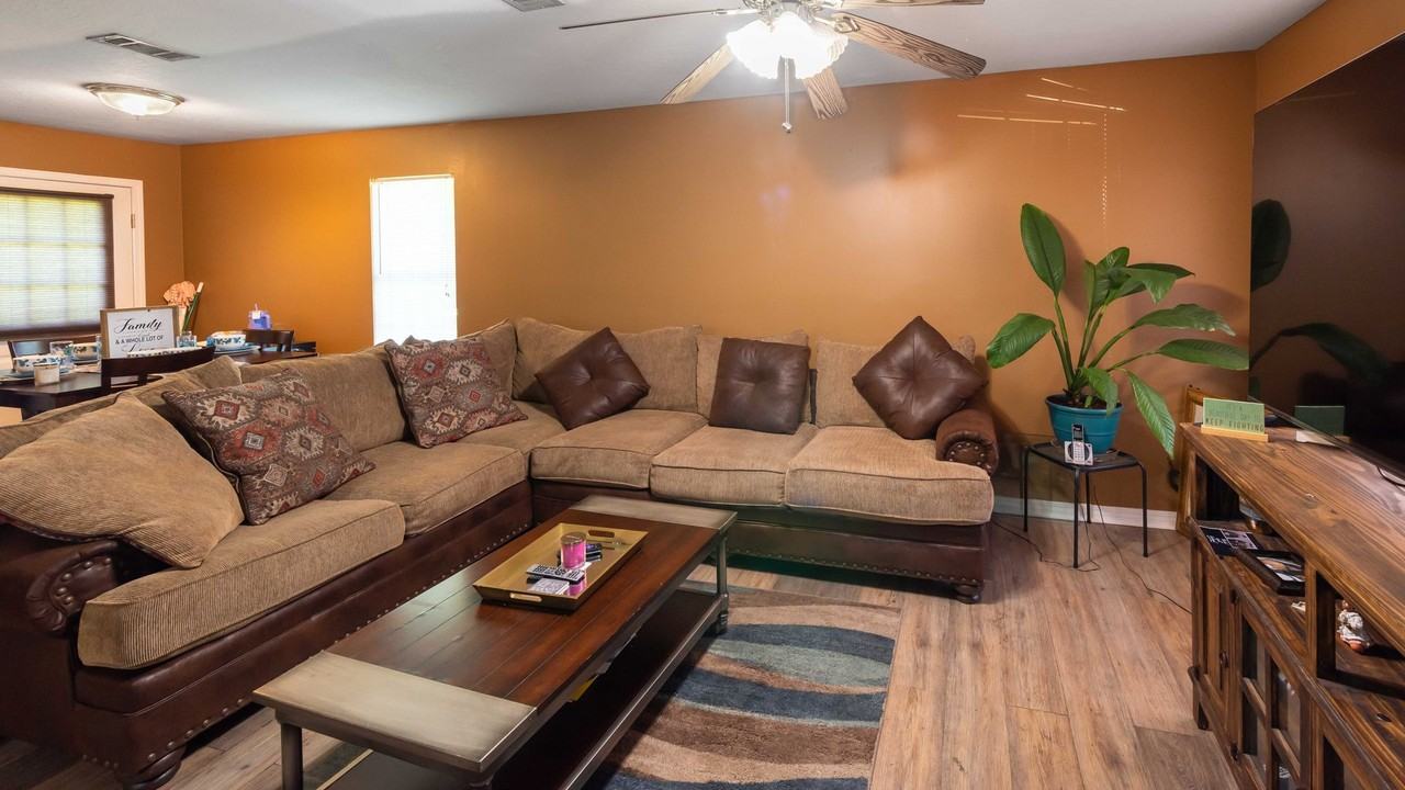 Howell Village Homes - Photo 2 of 17