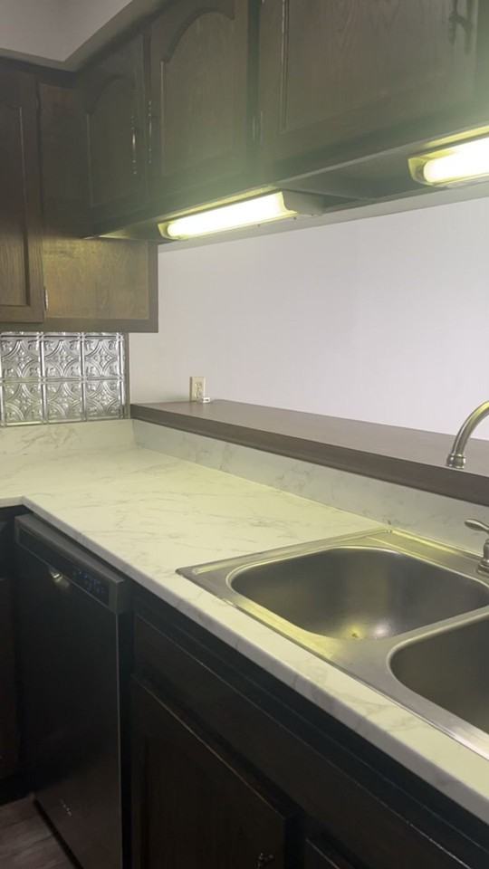 MN Cedar Village (833) - Photo 3 of 7