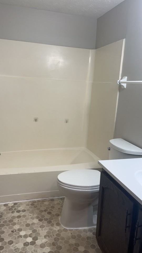 MN Cedar Village (833) - Photo 5 of 7