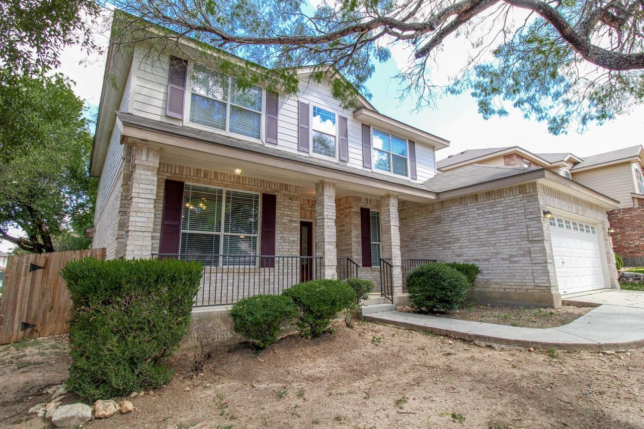 17234 Darien Wing - Photo 3 of 49